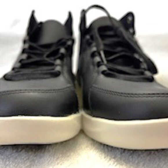 Under Armour Charged Pivot lace-up sneaker NWOT Size 8 - Picture 6 of 8